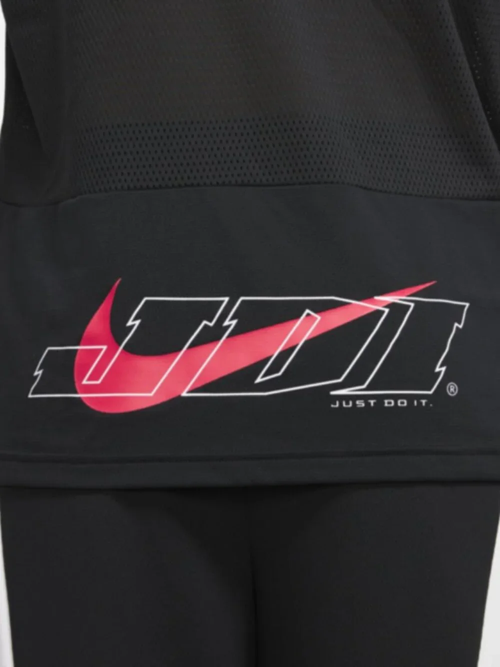 Nike sport clash